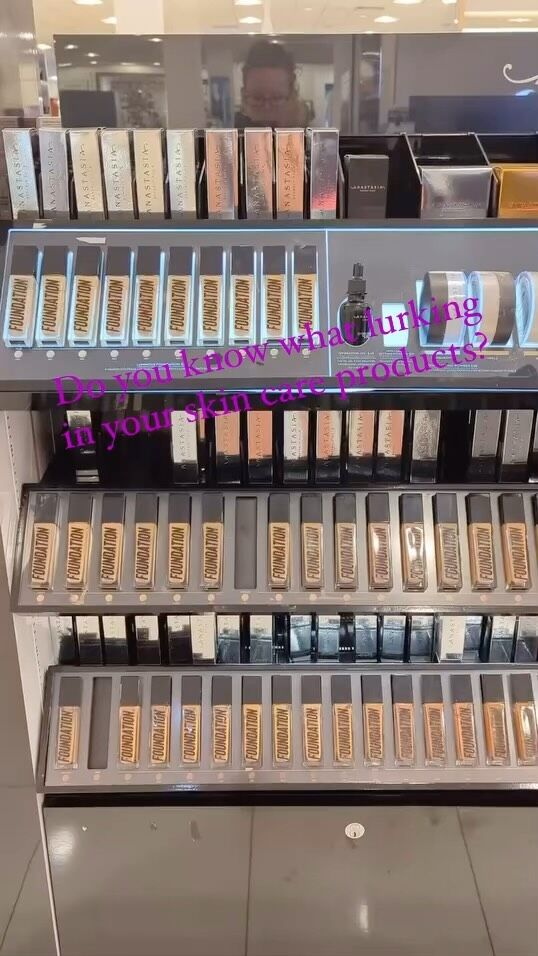Today is a great day to make a change…
Ever wonder what’s lurking in your makeup bag? 😳 So many common products are filled with toxic ingredients we unknowingly put on our skin every day. But it doesn’t have to be that way! 🌿 Check out these clean, toxin-free Crunchi makeup products—proof that beauty can be safe AND effective! 💄✨ 
#
And Crunchi is offering all new clients 20% off today (9/30/24). Comment “CODE” and I’ll send you the discount link.
#CleanBeauty #ToxinFree #ChooseBetter
—